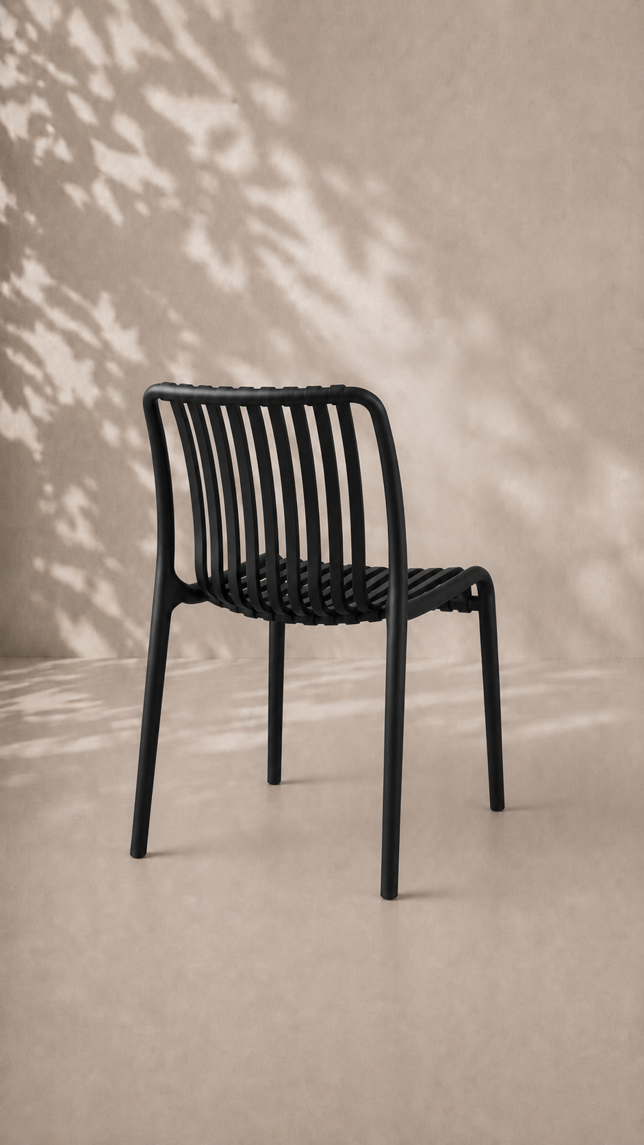 Silla France de Terraza Exterior o Comedor Filtro UV - Negra apilable de alta resistencia